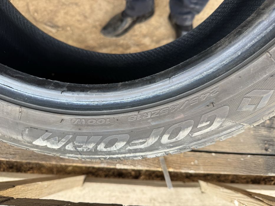 Продам шины почти новый r18