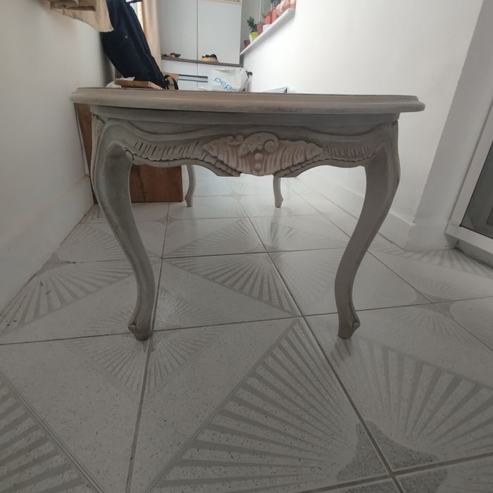 Малка красива  маса