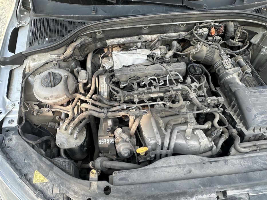 Шкода Октавия 1.6tdi-CLH - На Части!!!