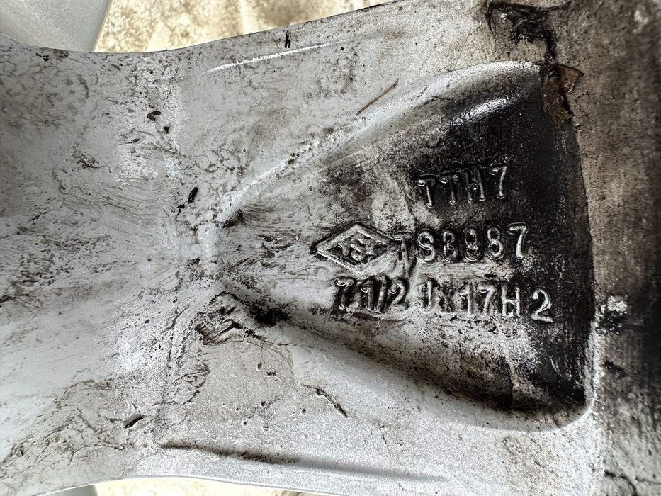 Jante origi 17 5 112 Wv Passat Touran Tiguan Saran Audi Skoda Seat