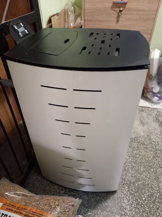 Пелетна камина с водна риза Бърнит