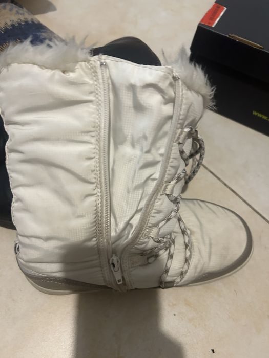 Продам обувь детскую