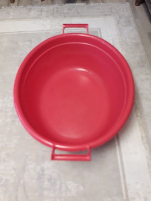 Продам тазик в отличном состоянии. 50л.