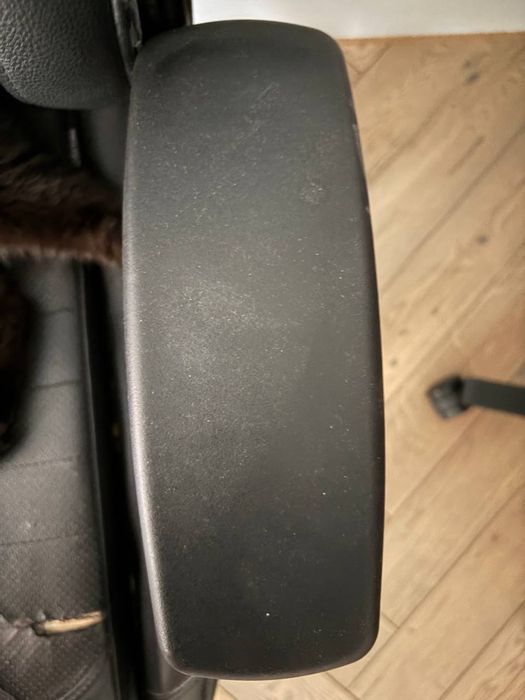 Стул Dxracer б/у