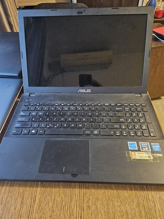 Vand laptopuri pentru piese 110 de lei bucata