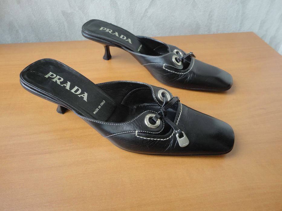 Prada*37,5 размер*дамски чехли