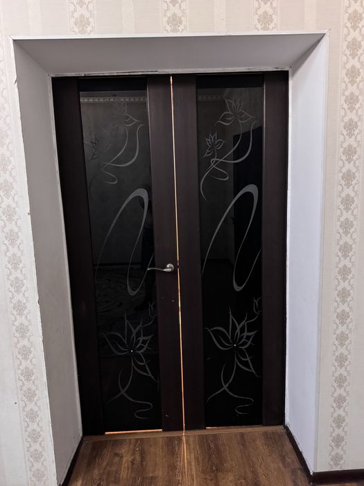 Продам межкомнатные двери