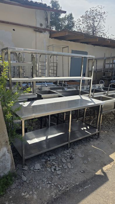 Нержавейки столы стелажи и мойки разные