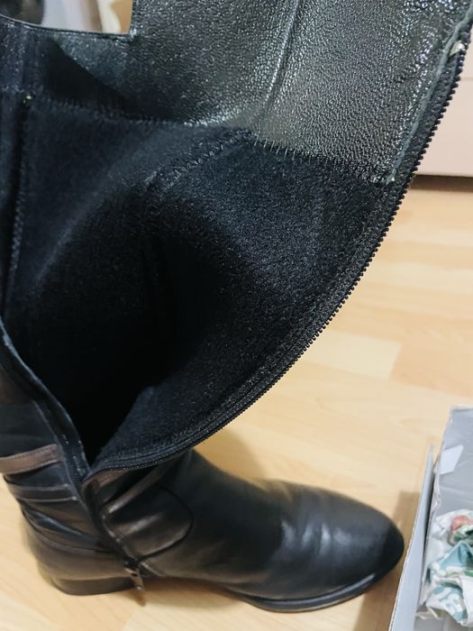 Дамски обувки ботуши