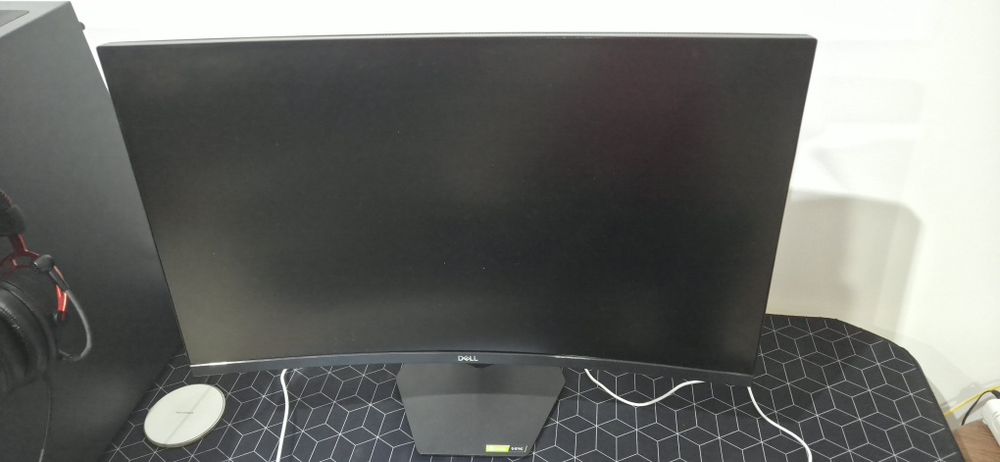 Monitor Gaming curbat LED DELL