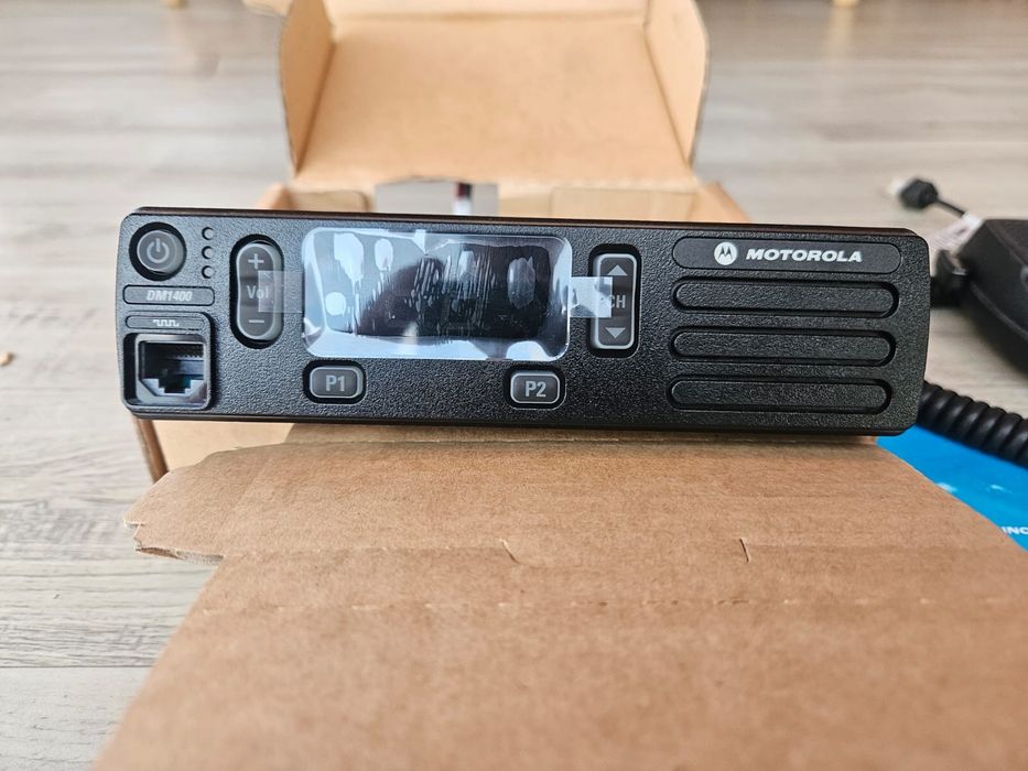 Радиостанции для автомобиля Motorola