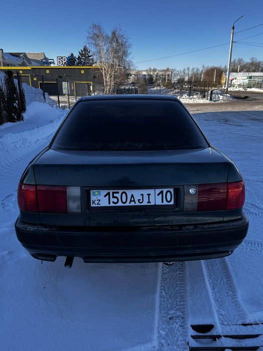 Продам Audi 80 B4 2.0