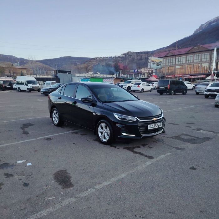Chevrolet Onix Premier plus