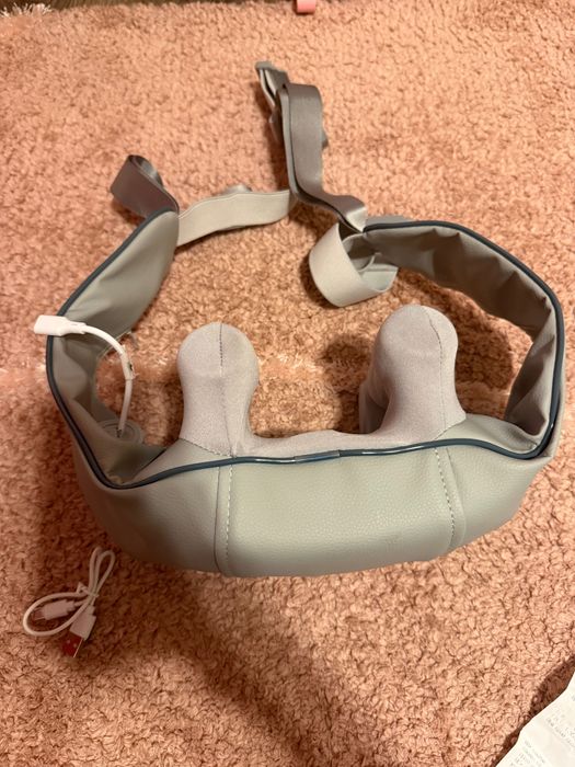 НОВ Електрически масажор за рамене и врат