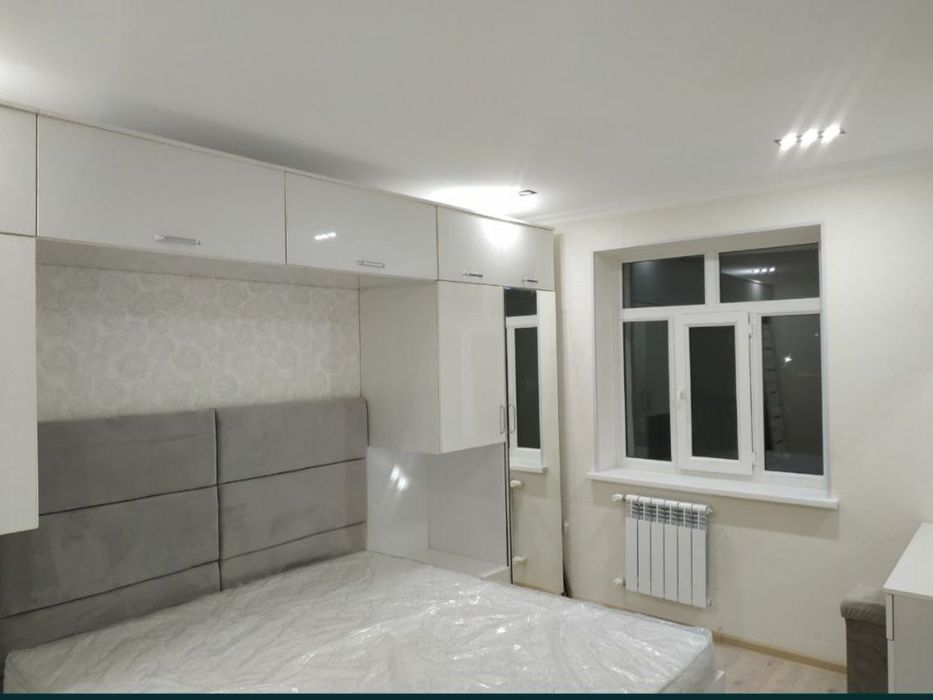 ® Чиланзар Е‼️ [45м²] балкон 1,5х3  средний ремонт 2/4/4 продается.