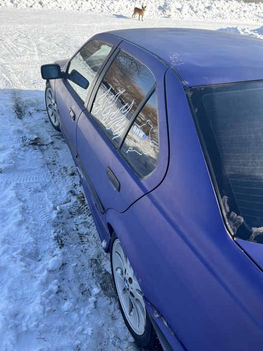 Продам бмв 318 на ходу