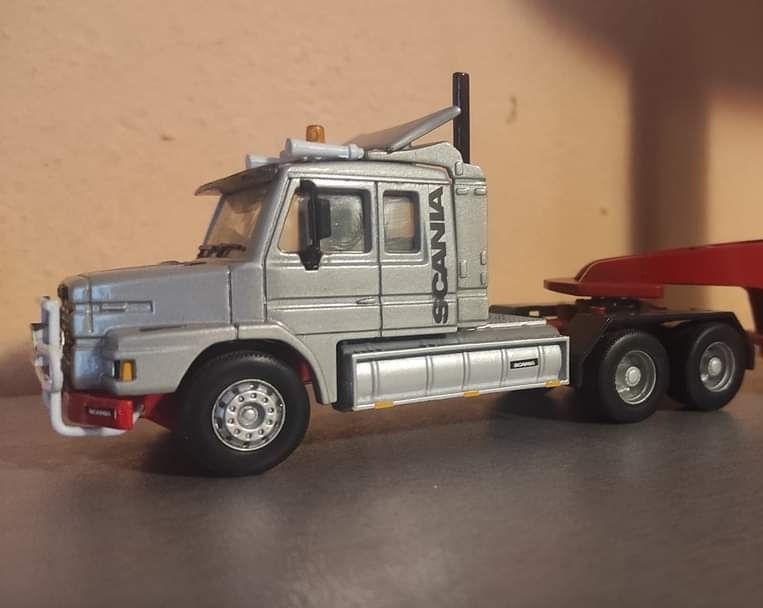 Метални модели 1:50