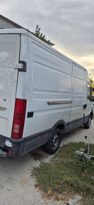 Vand Autilitara Iveco Daily 35s10 HPI (2.3 HPI).an fab 8.11.2005