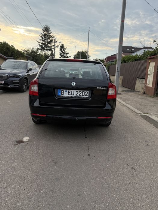 SKODA Octavia 2010 — imagine 3