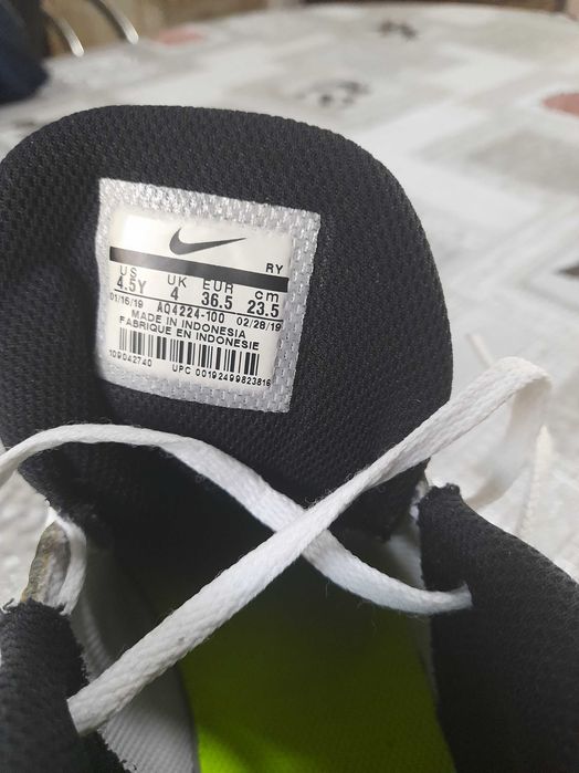 De vînzare adidași in stare bună nr 35...36