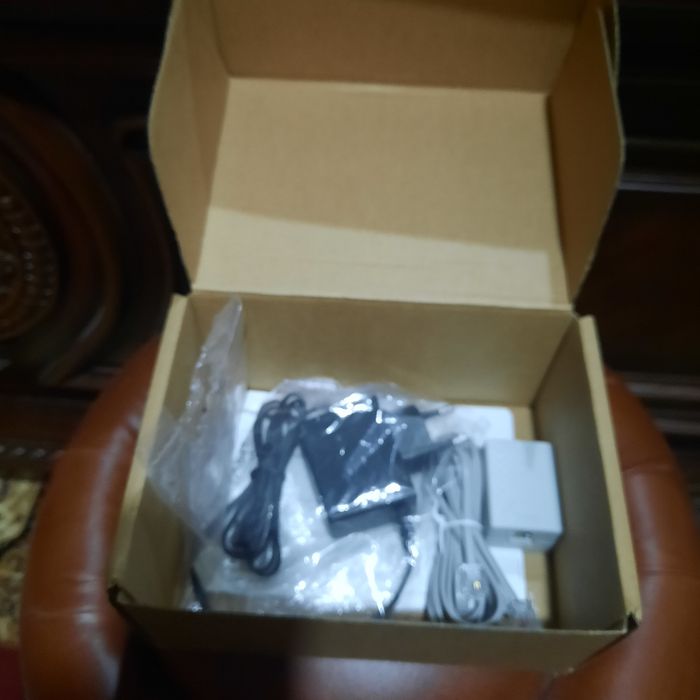 Срочно продам домашний роутер ZYXEL