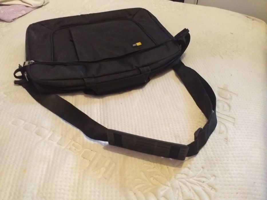 Geanta laptop
