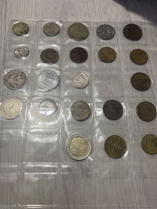 Юбилейные монеты