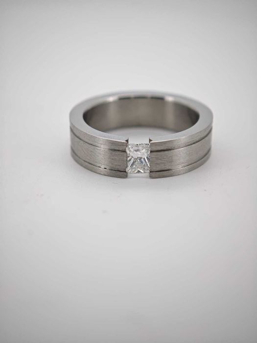 inel tension diamant natural 0.45ct