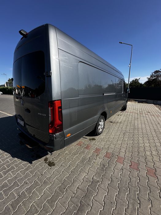 Vand mercedes sprinter 319 an  2022  unic proprietar
