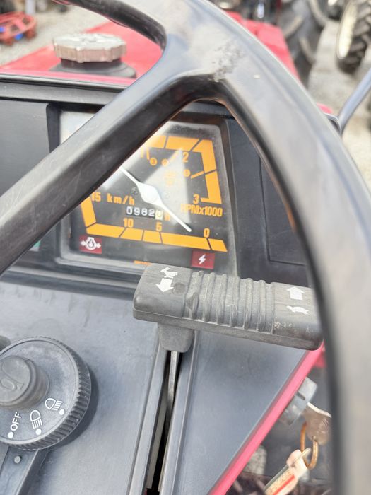 Tractor japonez  SHIBAURA D215F  4x4