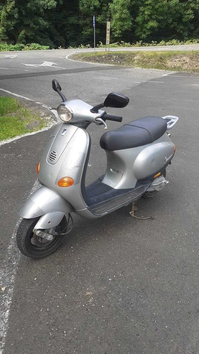 Scuter Piaggio Vespa ET2 RETRO 49cc
