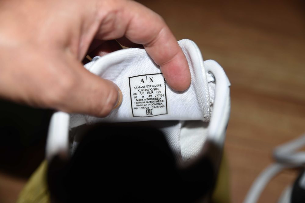 Armani Exchange оригинални обувки размер 43