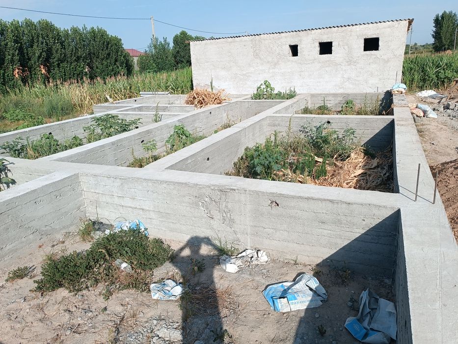 16000$ 6хона яшаш ва ошхонага Фундамент 6 сотих ери билан