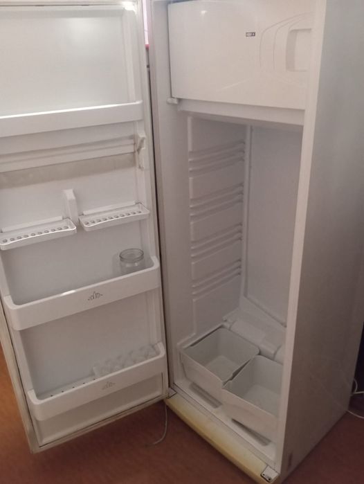 Продам холодильники