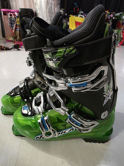 Ски обувки Nordica