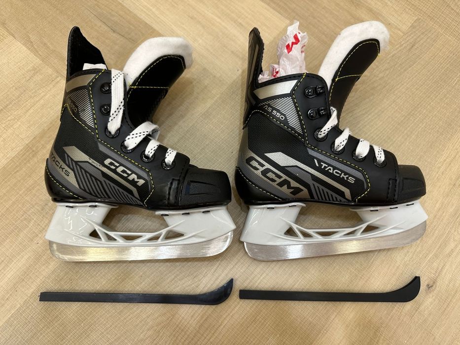 Коньки CCM TAKS детские