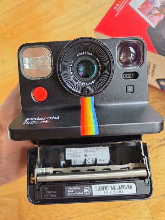 Polaroid Now + produs nou nefolosit