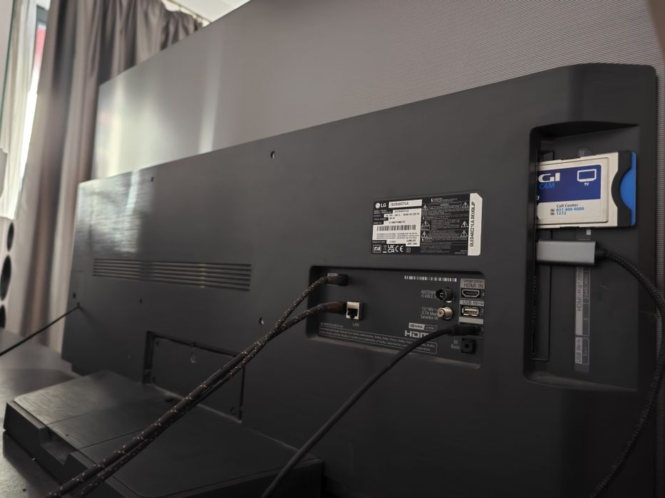 Televizor OLED LG C2 48" 4K 120Hz