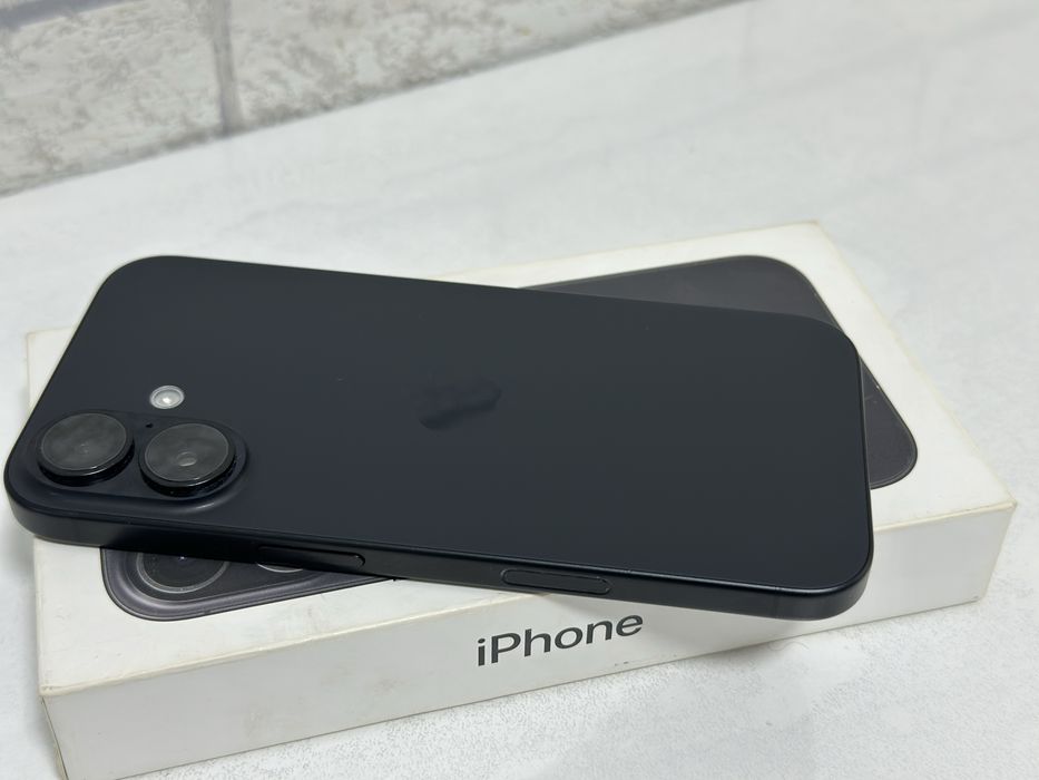Айфон 16 черный iphone 16