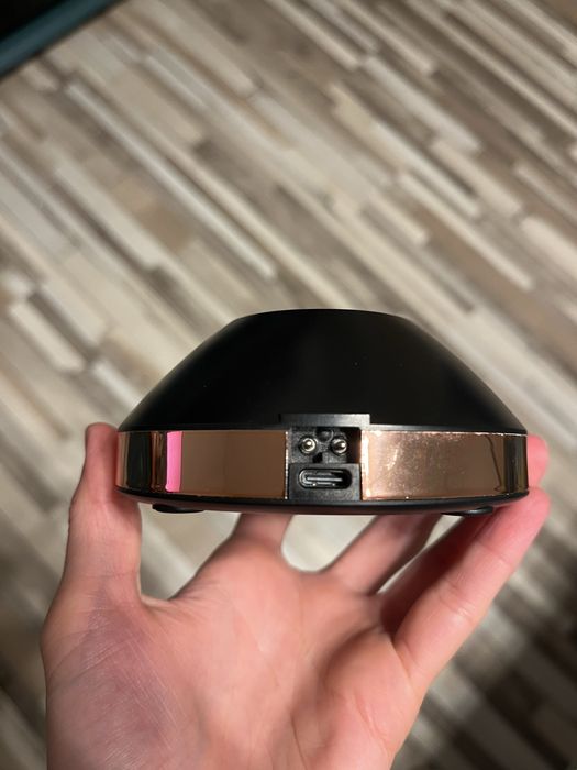 Stand/suport incarcare compatibil cu masini de tuns profesionale Kiepe