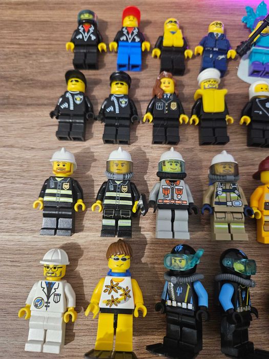 Голяма колекция от фигурки Лего/Lego