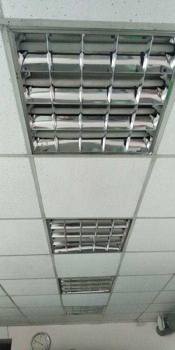 Светильники для потолка Армстронг