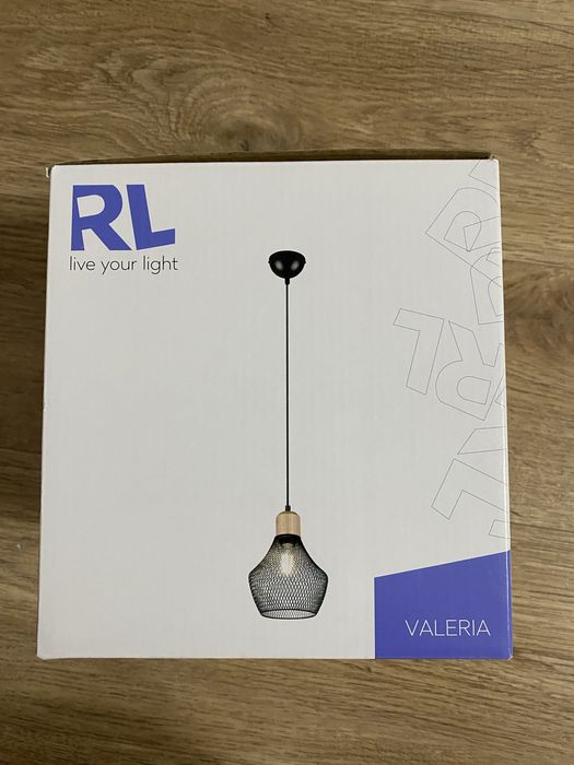 Lustra pendul valeria . Nou nout , lungime 1500mm / 180 Ømm.Negru-maro