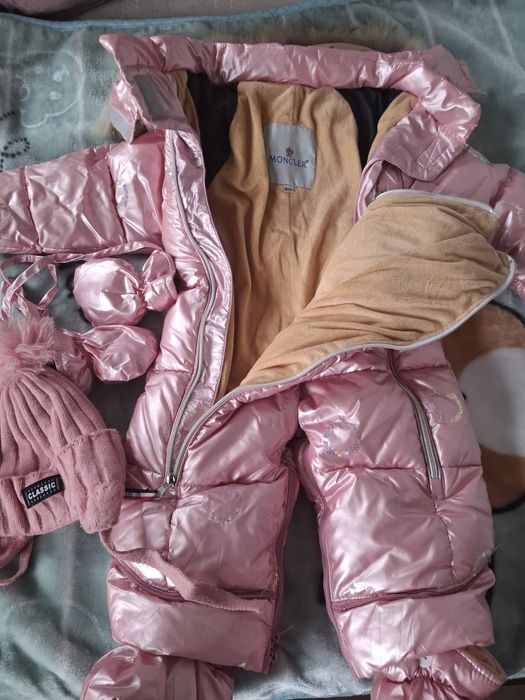 Зимнии комбенизон на девочку