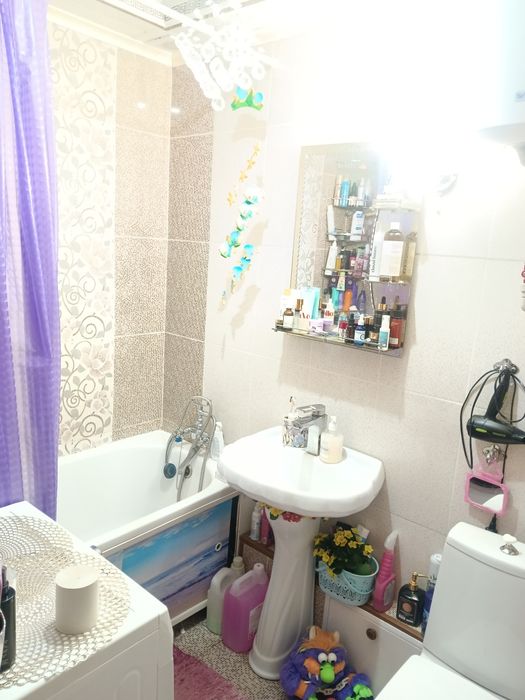 Продам 2 х комн квар. 3-25, 5 этаж.