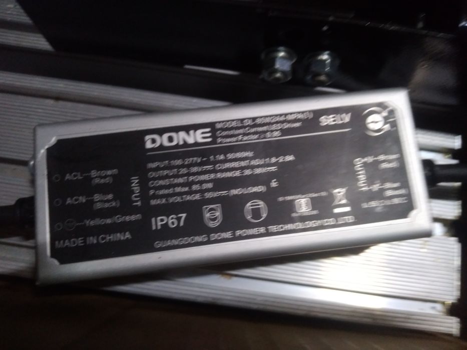 Продам светодиодные светильникиики