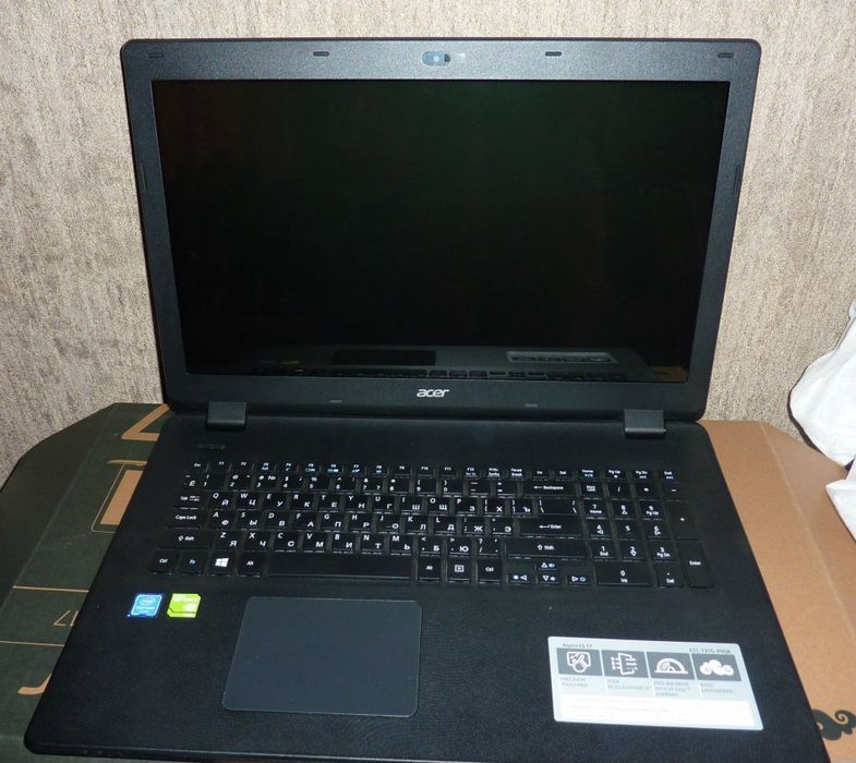 Продам ноутбук в полном комплекте