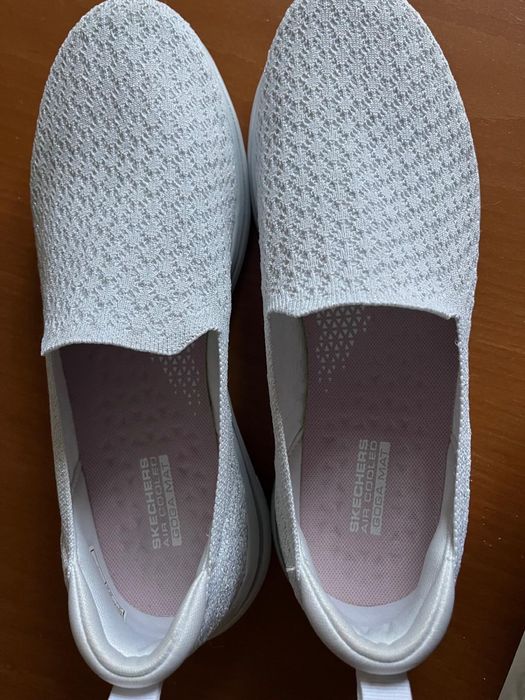 Skechers маратонки