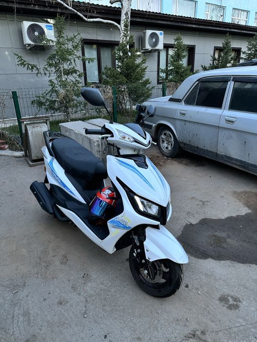 Продам мопед м8.