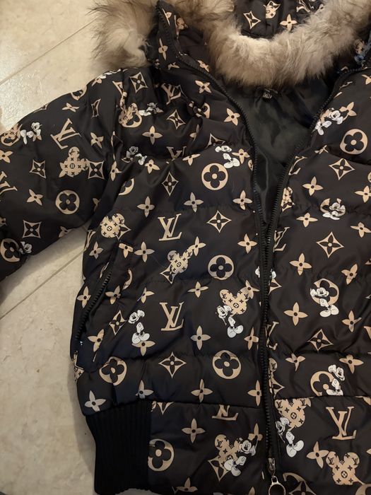 Дамско яке Louis Vuitton с пух